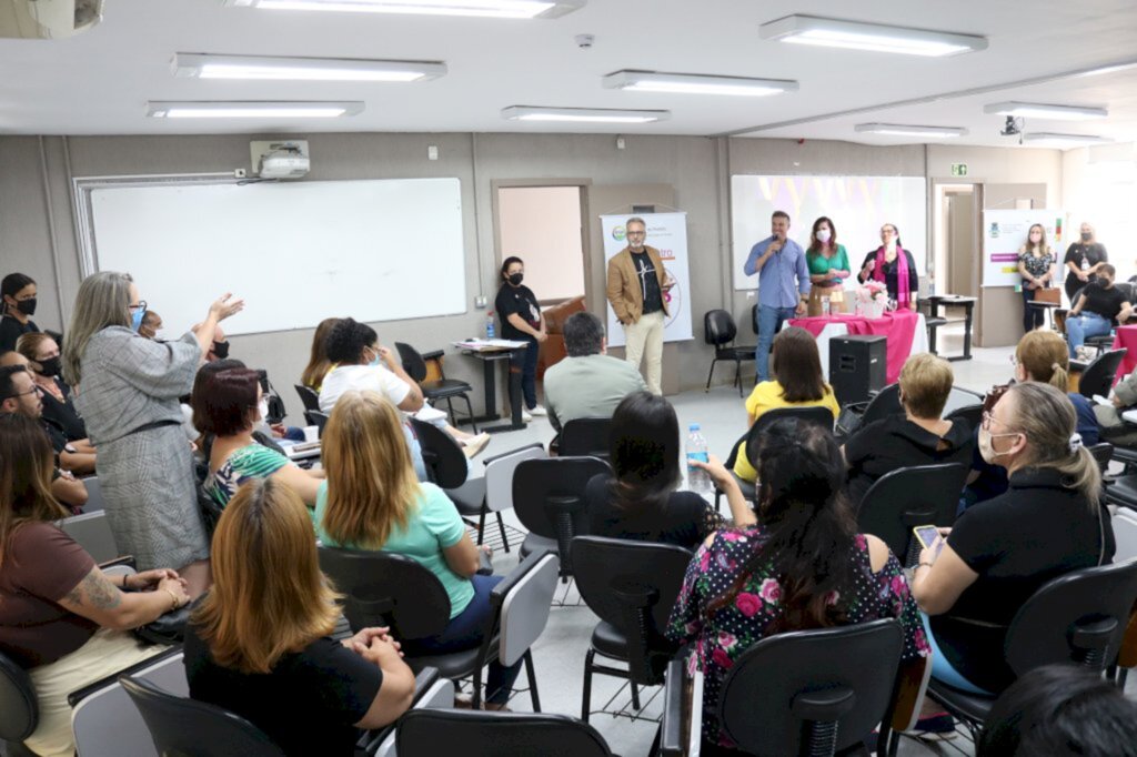 Tamile Padilha/Especial FS - Anúncio foi feito durante encontro que tratou sobre violência contra mulher