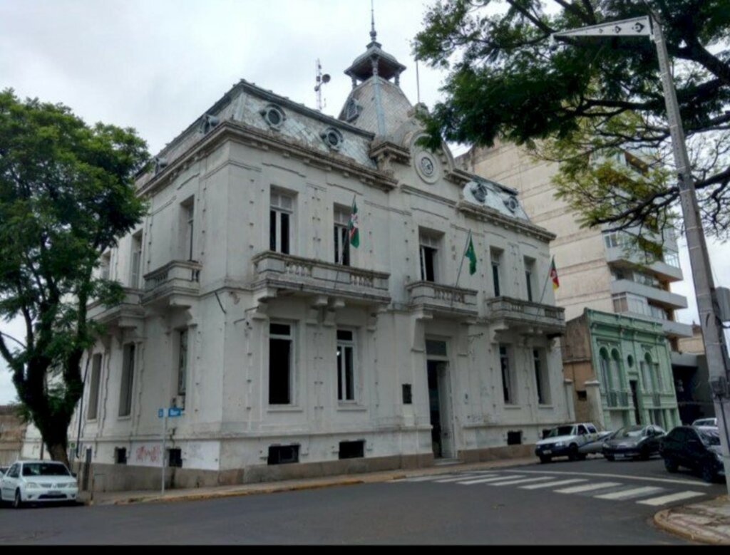 Divulgação - Palácio Moisés Viana, prefeitura de Santana do Livramento