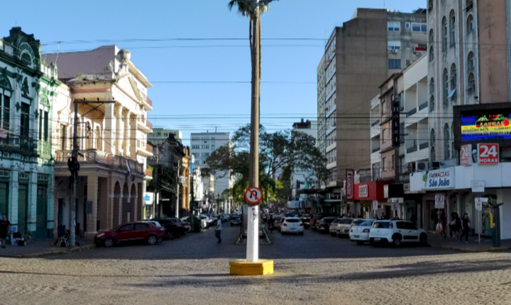 Lojas de Bagé registram movimento e Fecomércio aponta queda nas vendas