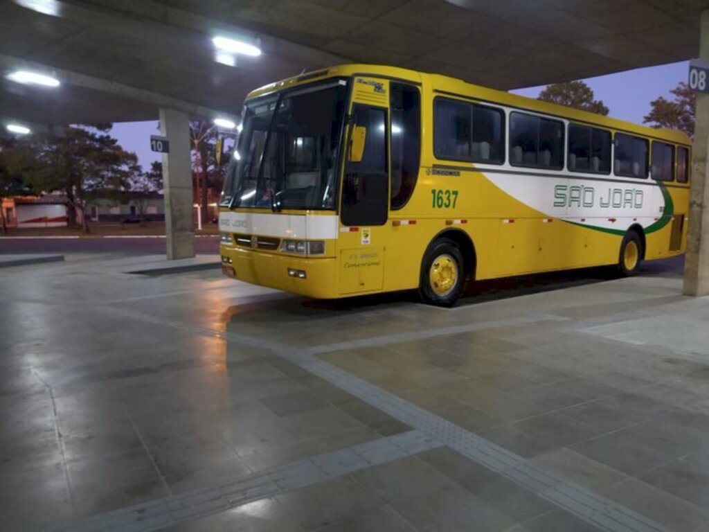 Movimento na rodoviária aumenta com feriados