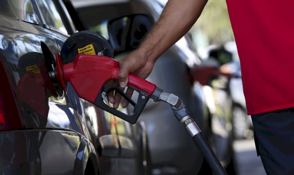 Dom Pedrito tem a gasolina mais cara do país