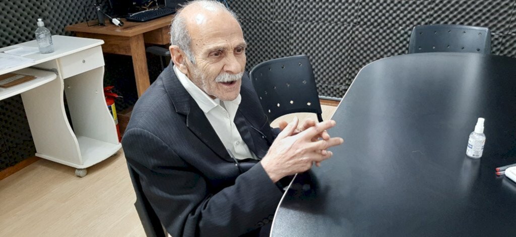 Querido por uns, odiado por um lote: Edgar Muza completa 80 anos