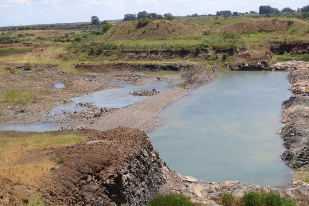 Arquivo - Entraves burocráticos ainda impedem início da obra