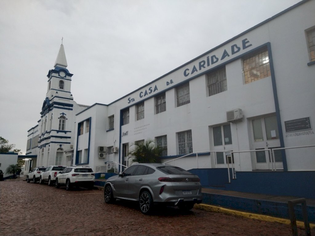 Demanda de leitos gerais da Santa Casa aumenta