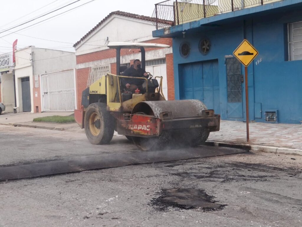 Ruas serão pavimentadas com blocos de concreto