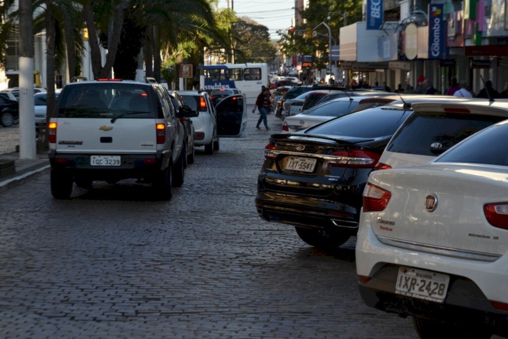 Arquivo/FS - Proprietários de veículos que optarem pelo pagamento antecipado podem pagar o tributo até quarta-feira