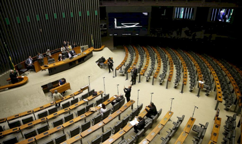 José Cruz/Especial FS - Nos desempenho dos trabalhos no Congresso, as federações funcionarão como um partido