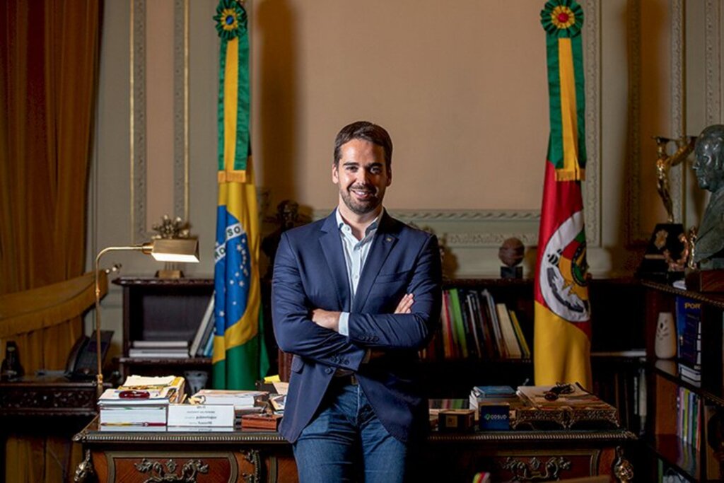 Eduardo Leite assume ser gay e diz que vai disputar pré-candidatura