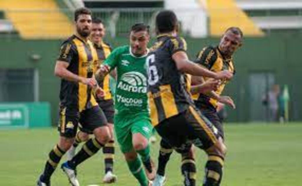 Chapecoense fica no empate com o Criciúma