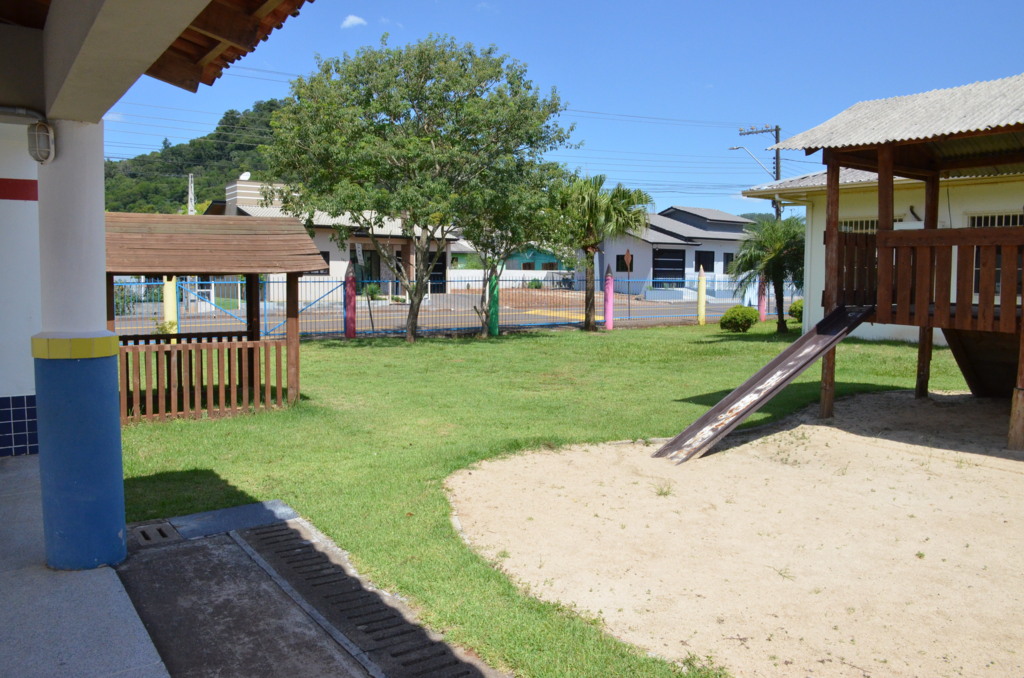 Melhorias em creche municipal