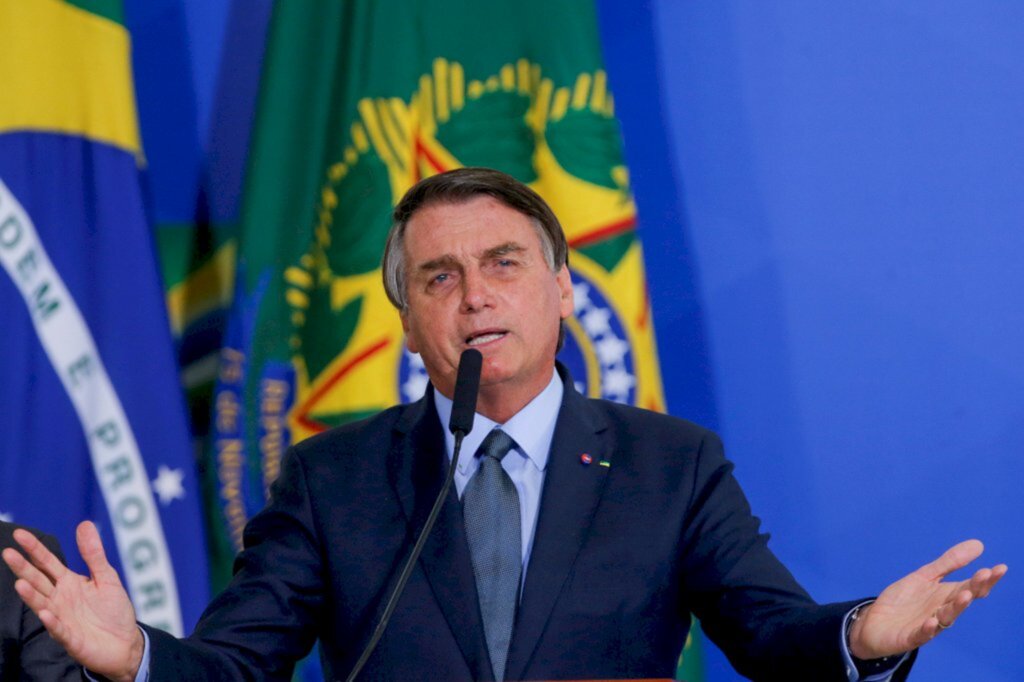 Bolsonaro sanciona lei de ajuda ao esporte por conta da pandemia