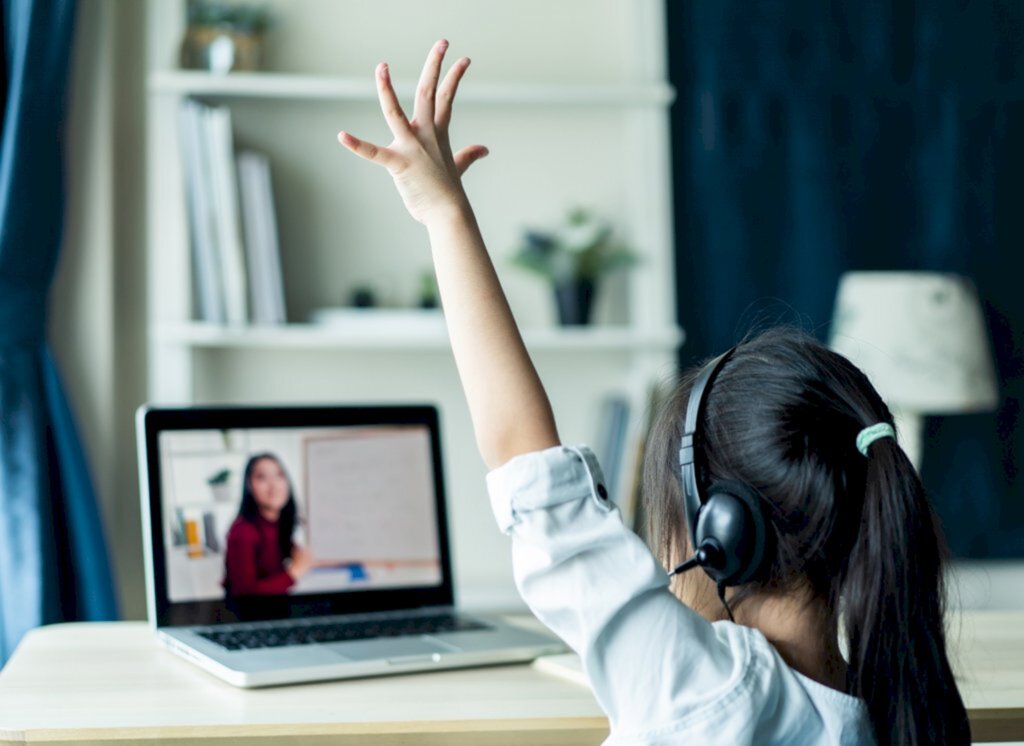 Meu filho vai continuar no ensino remoto, como garantir a qualidade?