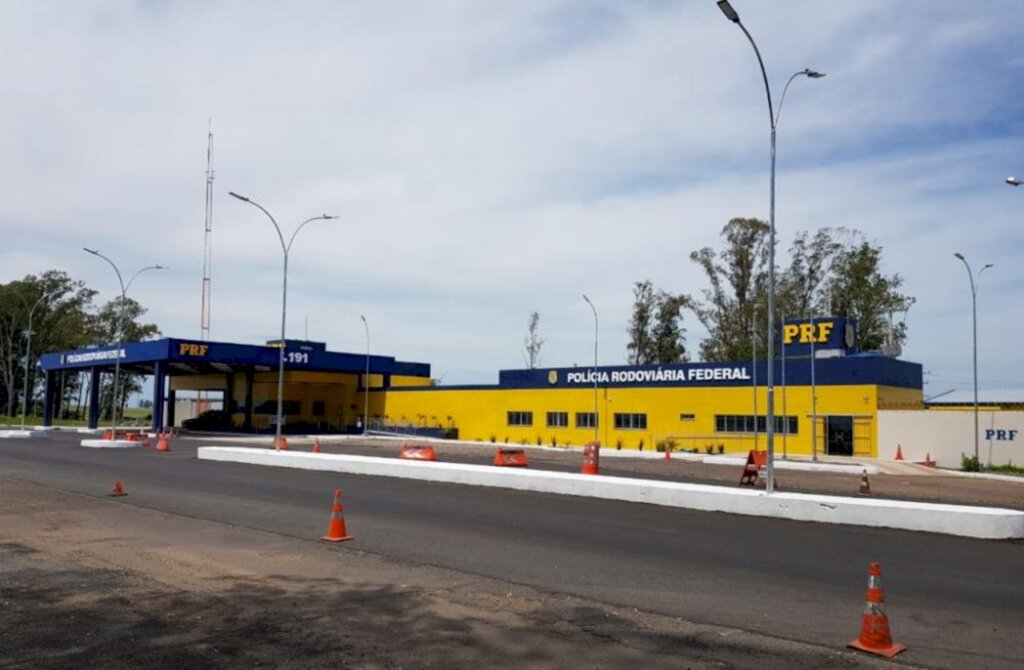 PRF inicia fiscalização em rodovias para o feriado