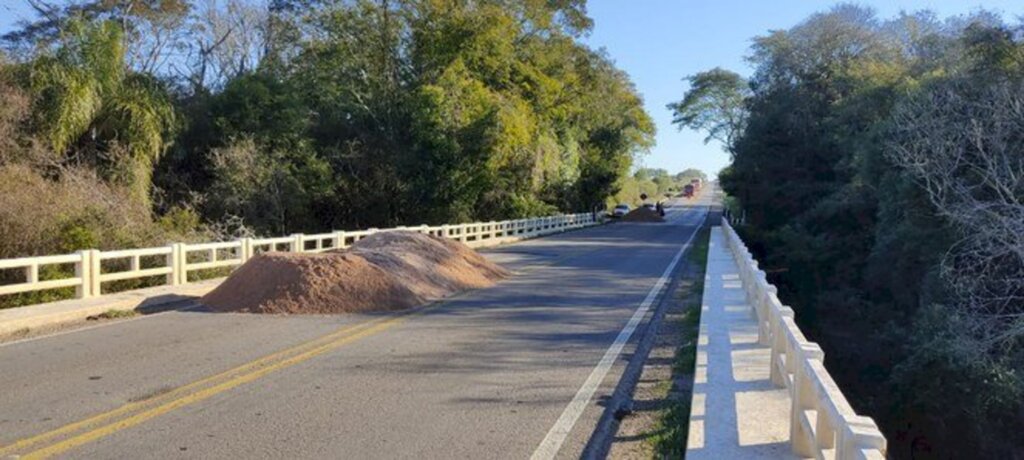 Ponte na BR-290 está fechada para veículos pesados