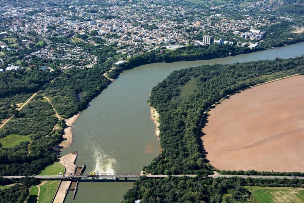 Prefeito vai ao presidente pedir nova ponte no Rio Jacuí