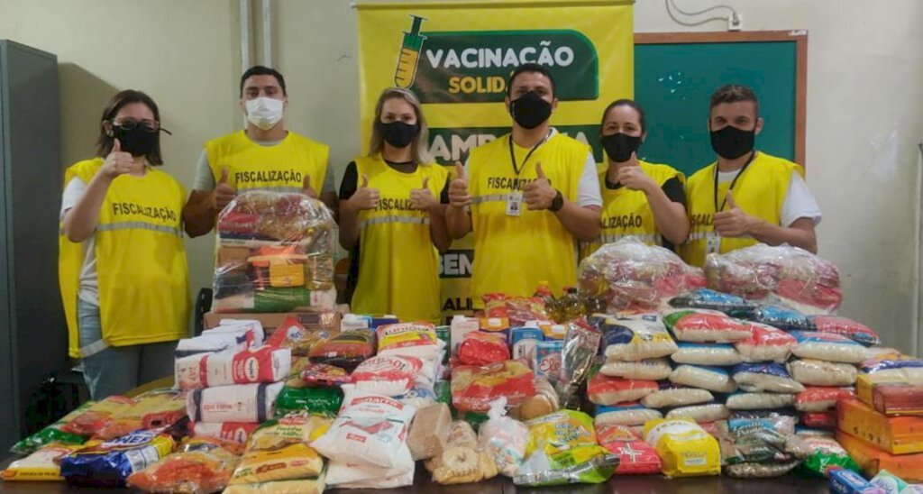 Vacinação Solidária arrecadou mais de 250 quilos de alimentos