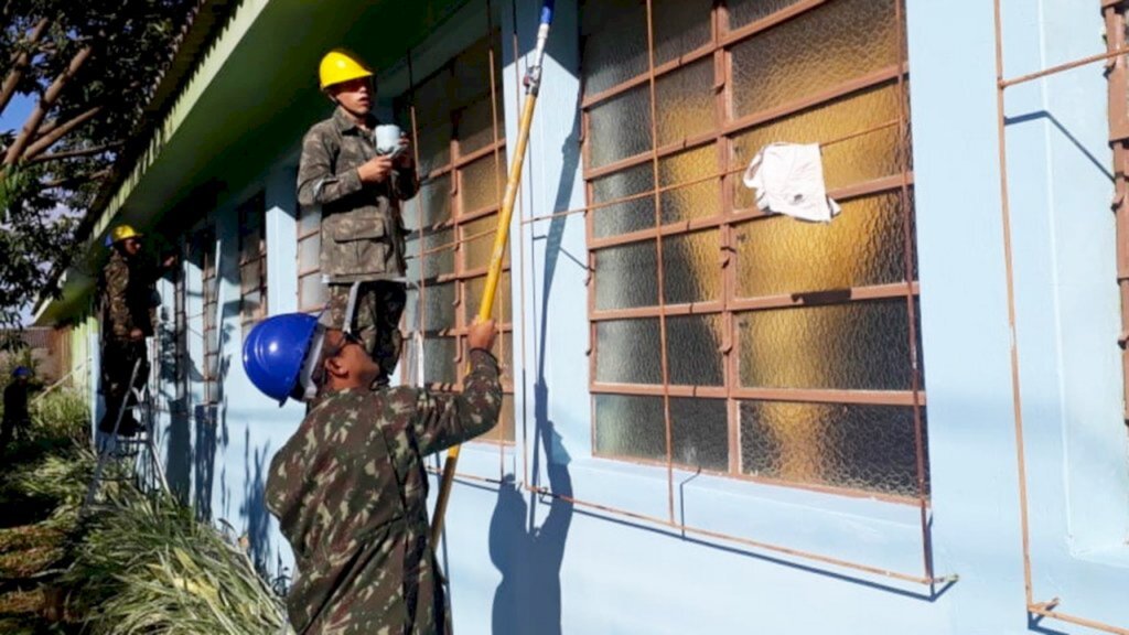 Escola do Promorar é revitalizada em Operação Aciso do Batalhão