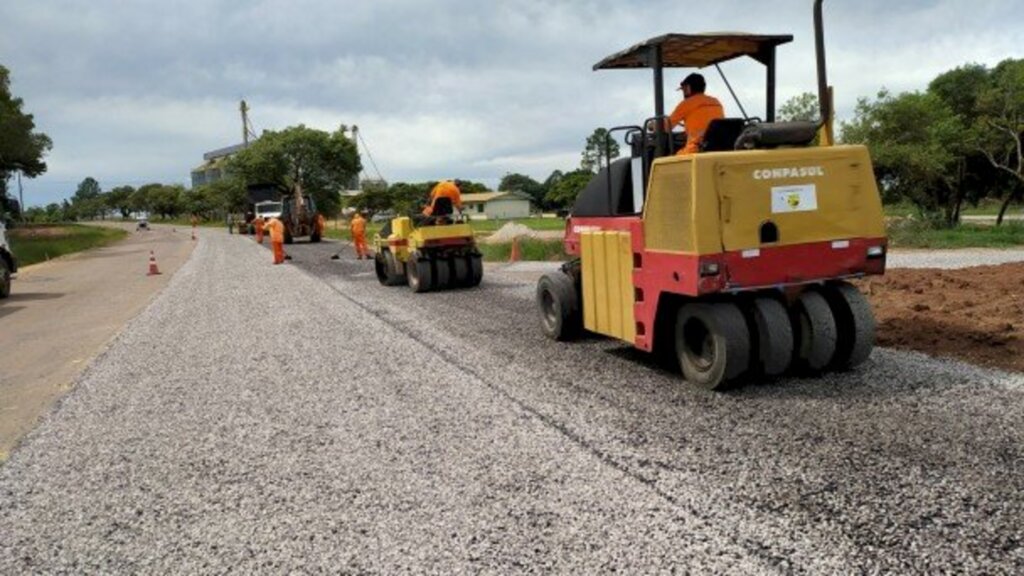 Pavimentação da ERS-403 entre Cachoeira e Rio Pardo avança