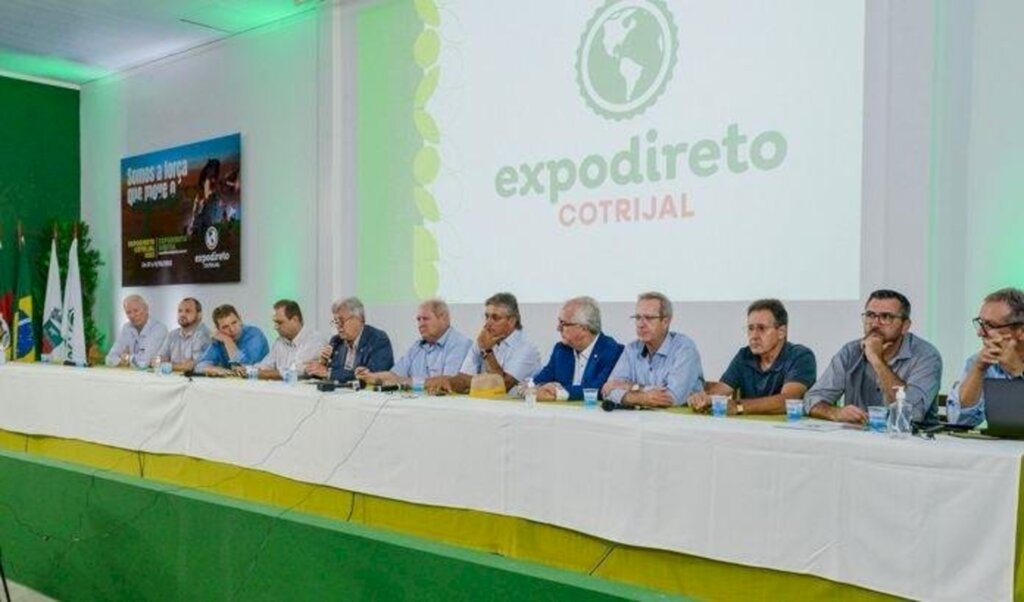 Agricultura anuncia R$ 2,8 bi para combater efeitos da estiagem