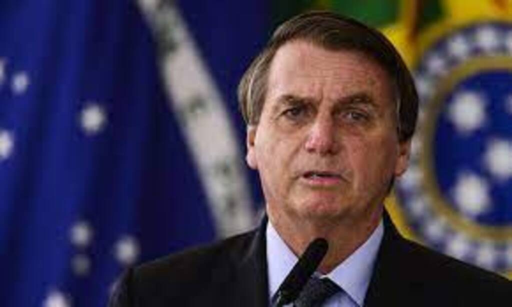 Bolsonaro tenta mudar visto para ficar mais tempo nos EUA