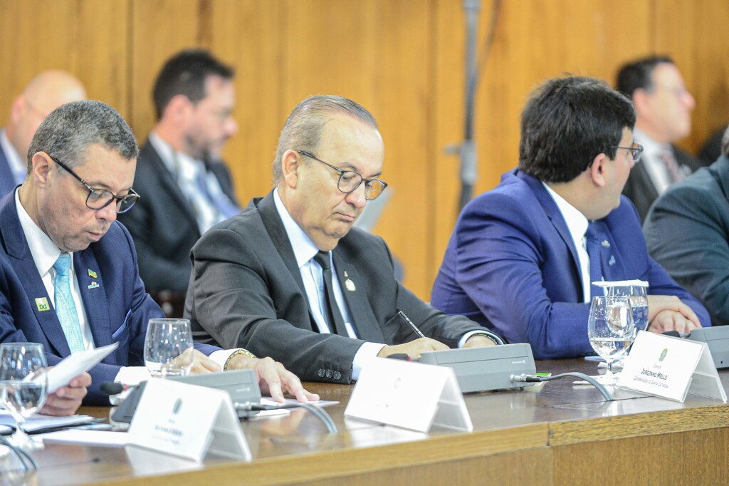 Em Brasília, governador Jorginho Mello avança para obtenção de recursos para Santa Catarina