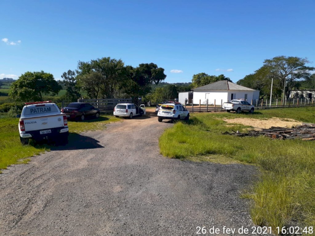 Brigada Militar faz fiscalização em abatedouro clandestino em conjunto com a Secretaria da Agricultura