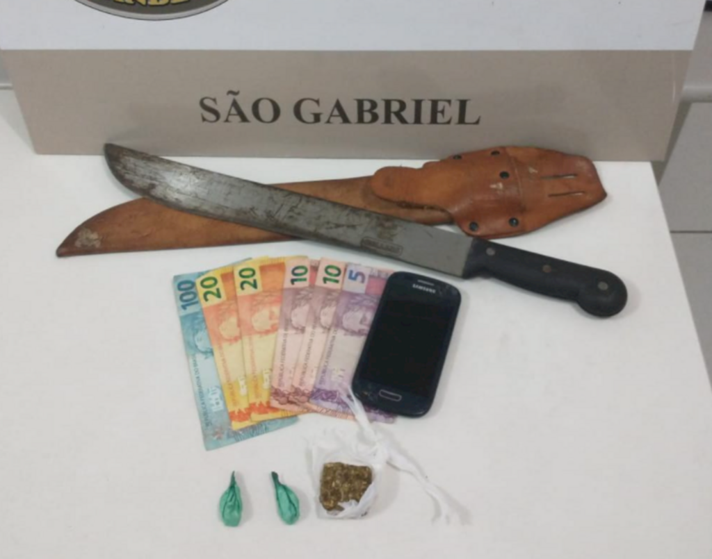 Homem é preso por tráfico de drogas