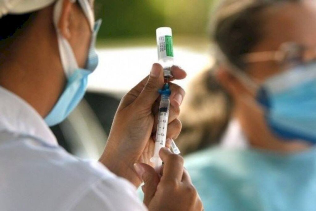 Estudo do Tribunal de Contas aponta falta de transparência em dados de vacinação em Prefeituras do Estado