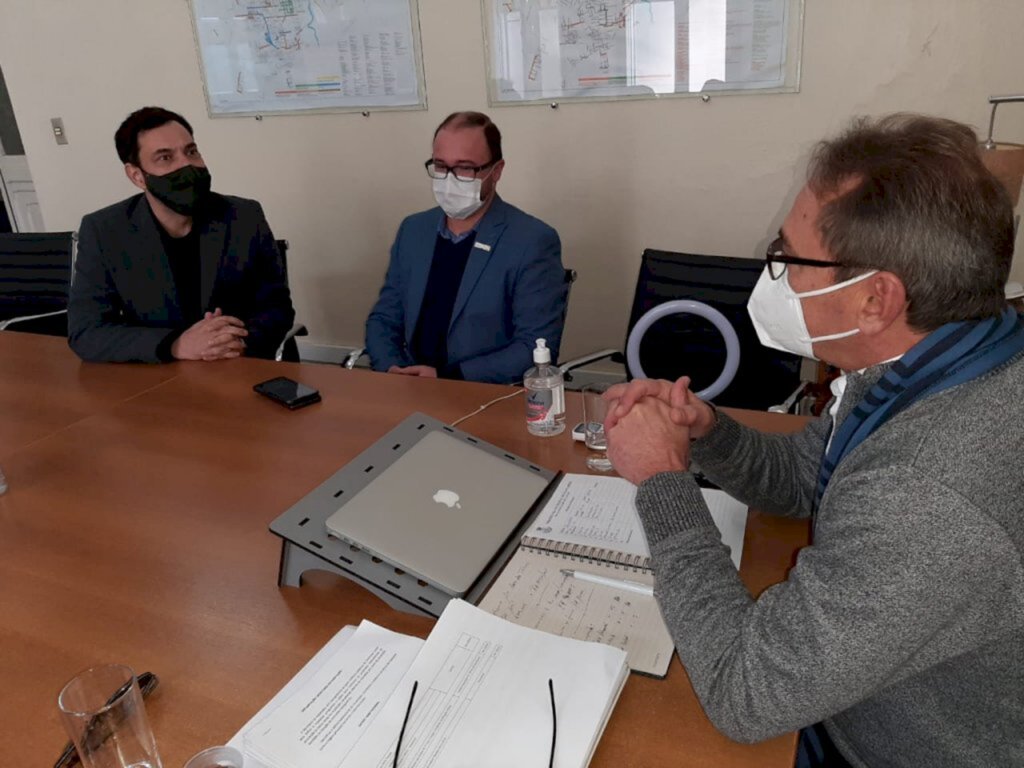 Visita técnica da direção do COSEMS-RS reforça iniciativa para credenciamento da oncologia em 30 dias