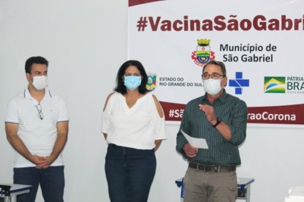 Vacinação é realizada nos primeiros cinco Gabrielenses