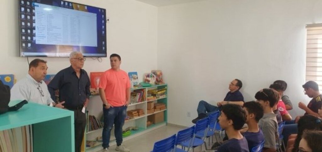 Patriotismo é tema de palestra na Escola Rodrigues Alves