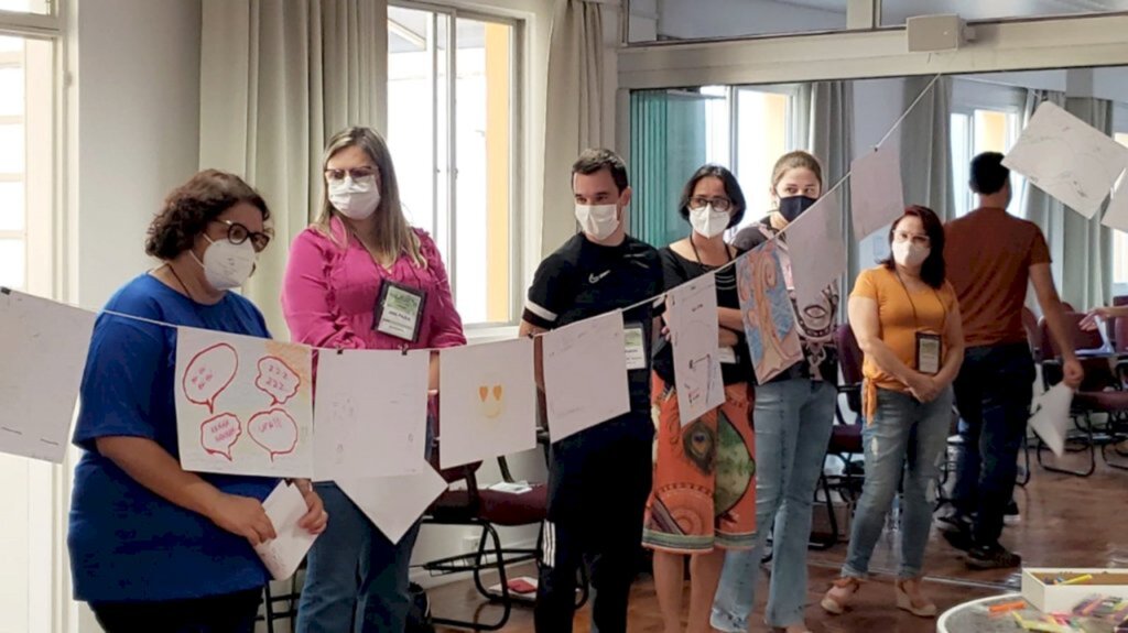 Professores do campo participam de formação no curso Escola da Terra