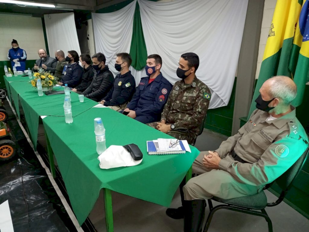 'Rosa de Conversa' marca início da semana nacional de trânsito em São Gabriel