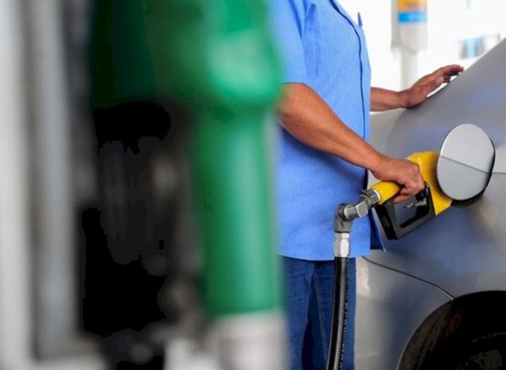 Preço médio da gasolina no Rio Grande do Sul tem elevação de R$ 0,21 na primeira semana de 2023, aponta levantamento da ANP