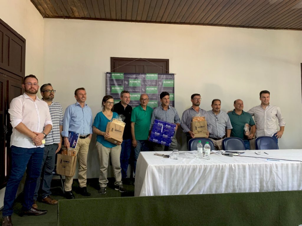 Prefeitos da Região do Pampa se reúnem no Alegrete