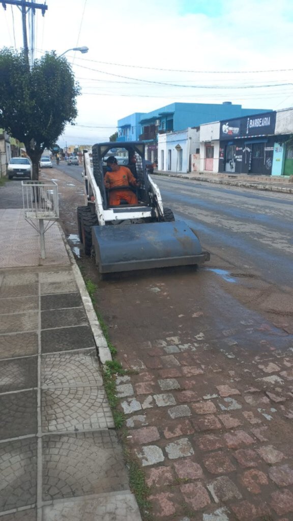 Melhorias Urbanas chegam a diversos bairros