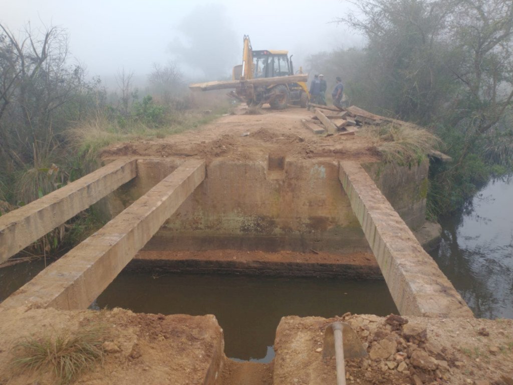 Prefeitura realiza manutenção em eixos principais