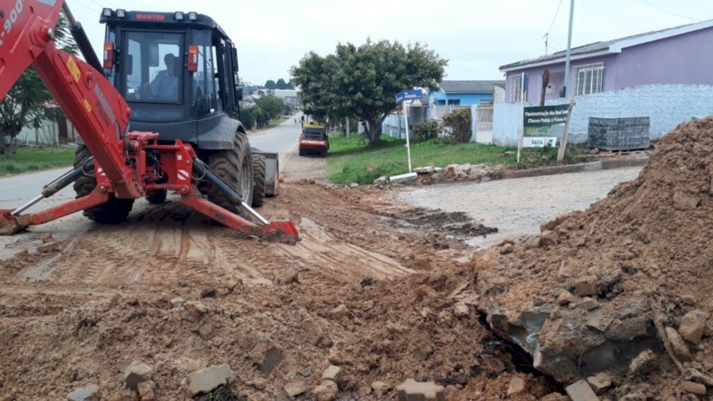 Frentes de trabalho atendem bairros e vilas