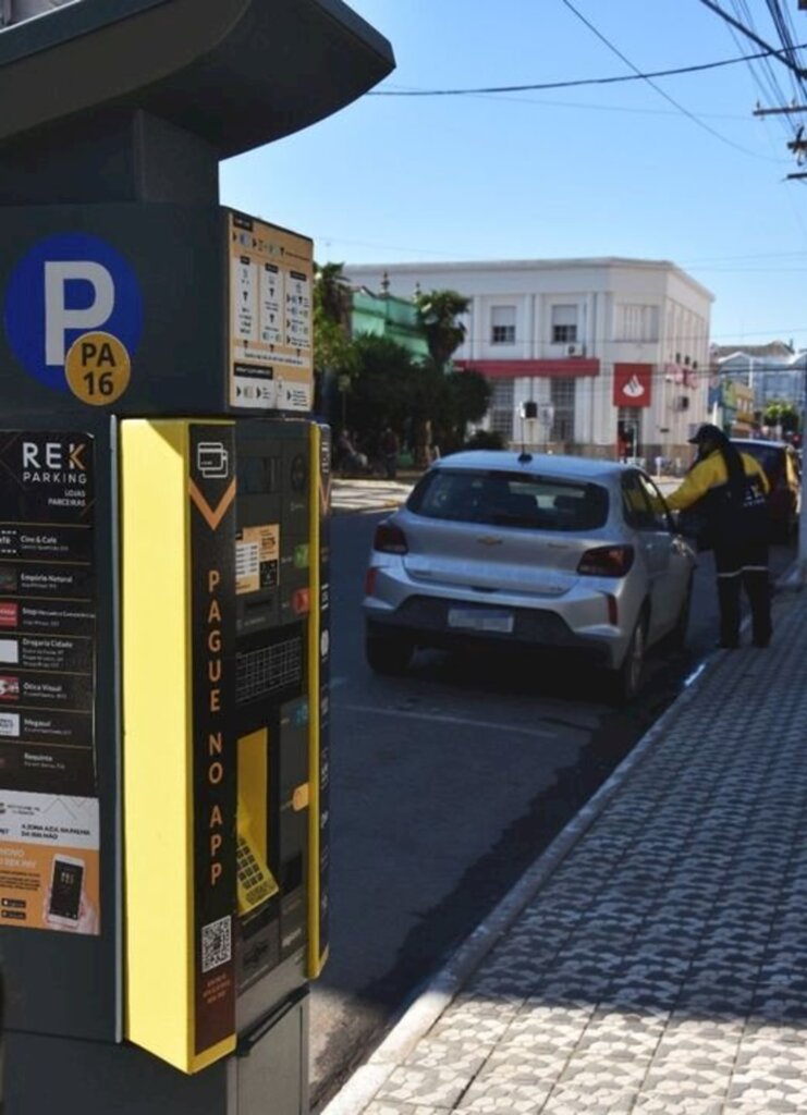 Aberto período de cadastramento de instituições sociais para verba do estacionamento rotativo