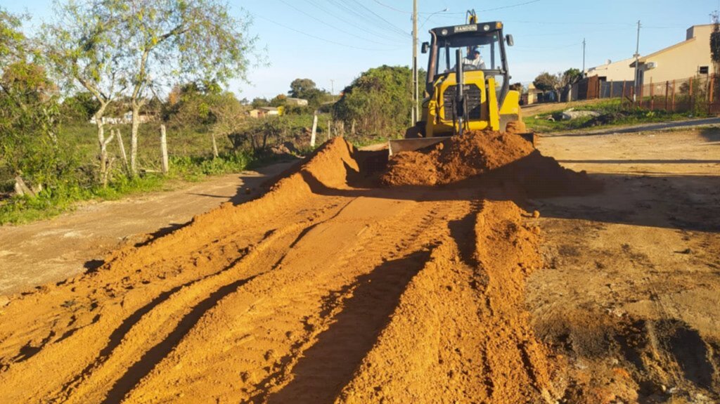 Prefeitura inicia cronograma de recuperação das ruas danificadas com as chuvas