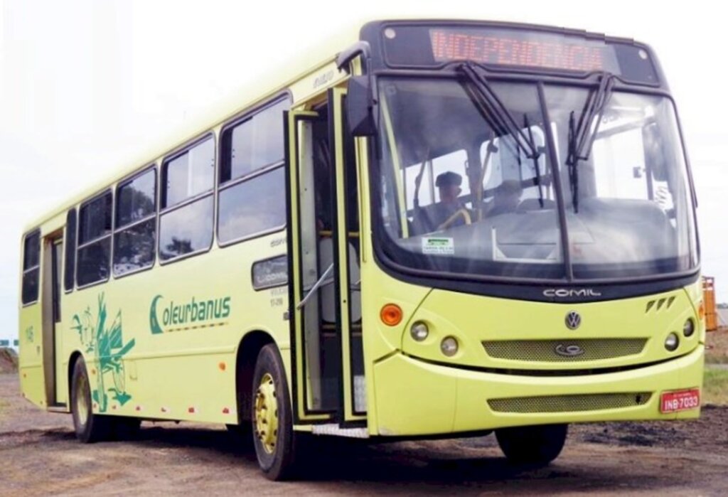 Tarifa de ônibus sofre reajuste para impedir paralisação do serviço