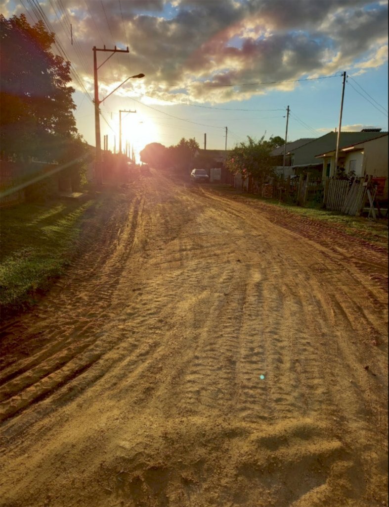 Recuperação de ruas no Bairro Bela Vista