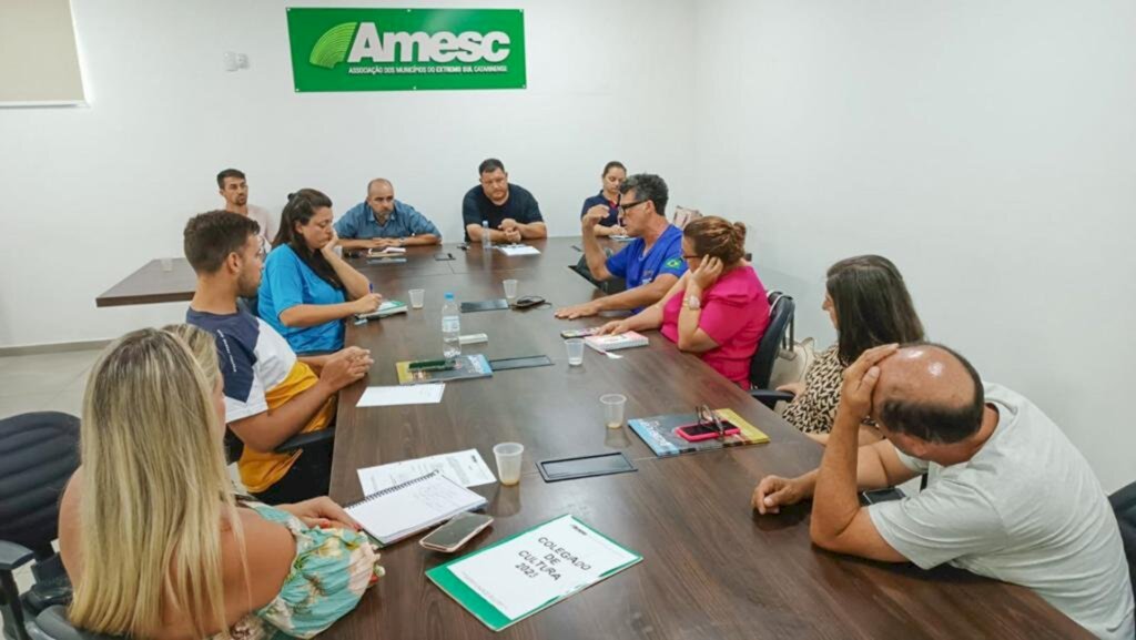 COLEGIADO DE CULTURA DA AMESC TRAÇA METAS PARA O ANO DE 2023