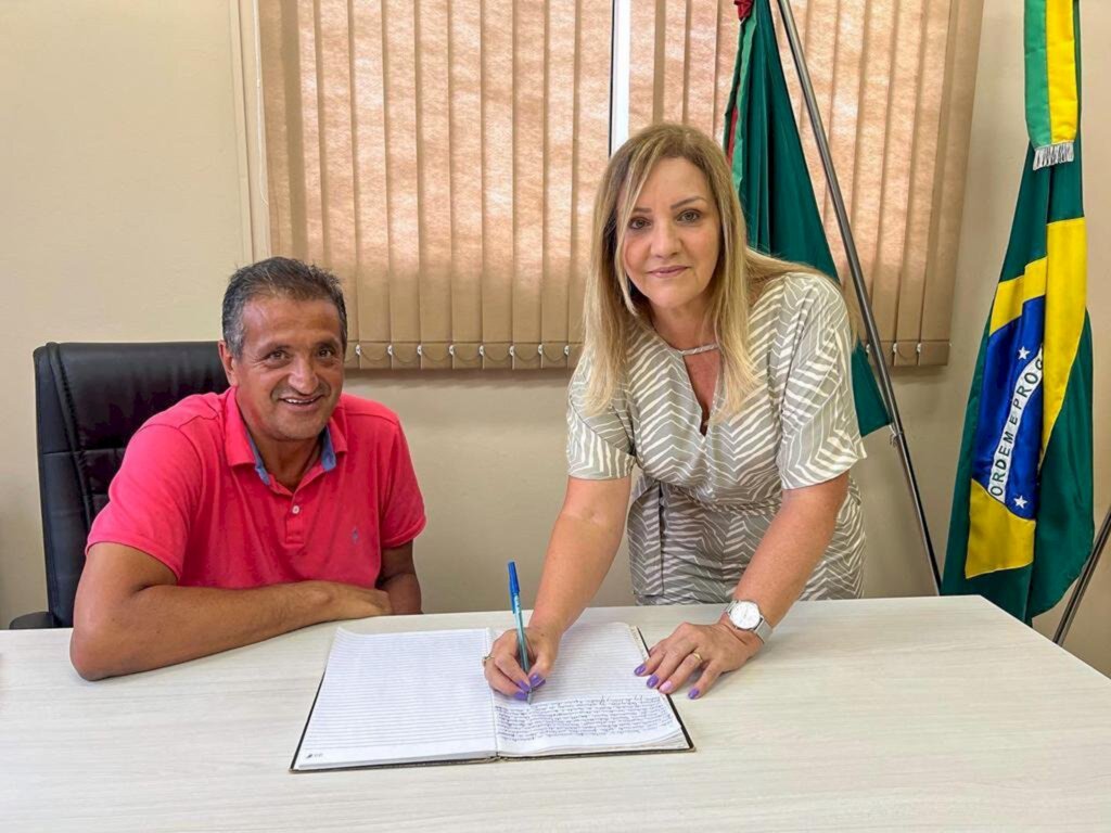 VICE-PREFEITA MARTA AGUIAR COMANDARÁ O  EXECUTIVO MUNICIPAL POR 15 DIAS EM MAMPITUBA