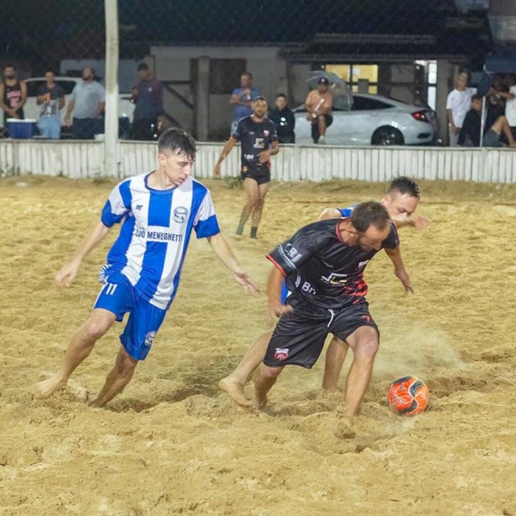SEGUE O CAMPEONATO DE BEACH SOCCER DA BARRA VELHA EM PASSO DE TORRES