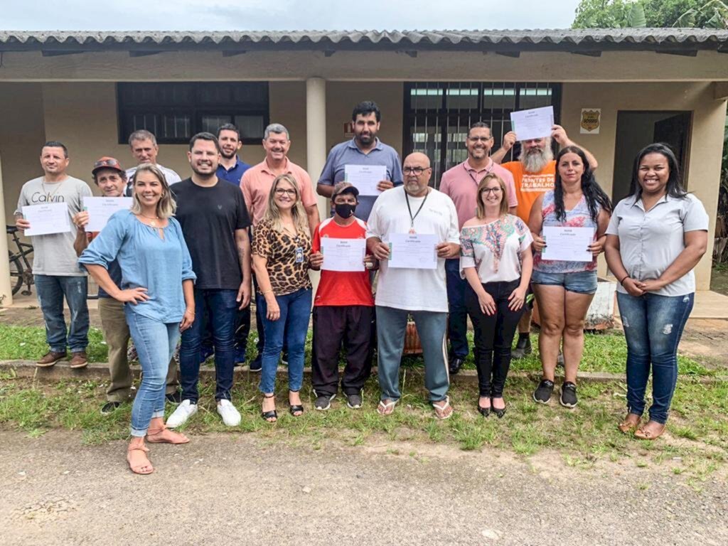 PREFEITURA DE TORRES REALIZA A FORMATURA DE CURSOS PROFISSIONALIZANTES NA CONSTRUÇÃO CIVIL