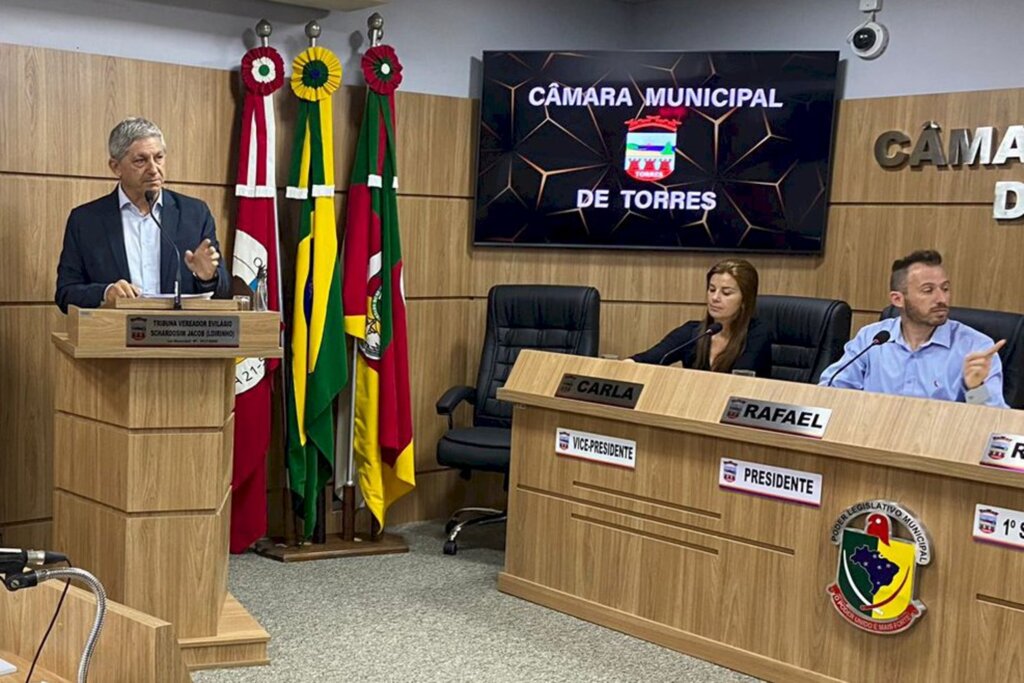 CARLOS SOUZA APRESENTA ATUAÇÃO DA PREFEITURA NOS ÚLTIMOS MESES NO EXECUTIVO MUNICIPAL