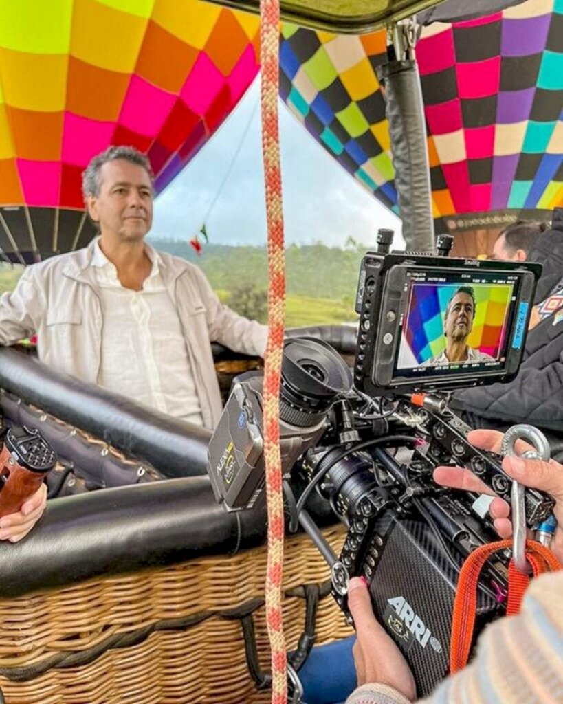 ATOR GLOBAL GRAVA DOCUMENTÁRIO PARA O GLOBOPLAY NO MUNICÍPIO DE PRAIA GRANDE