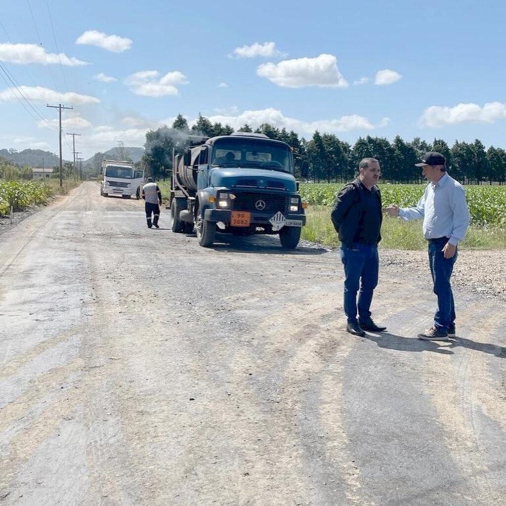 PAVIMENTAÇÕES SEGUEM EM EXECUÇÃO NA BELA VISTA EM SANTA ROSA DO SUL