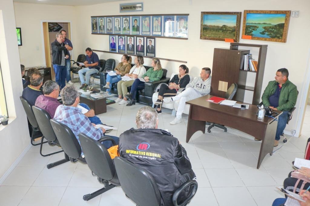 SÃO JOÃO DO SUL COMEÇA O PLANEJAMENTO PARA REALIZAÇÃO DA XIII FESTA DO COLONO E II FEIRA AGROPECUÁRIA